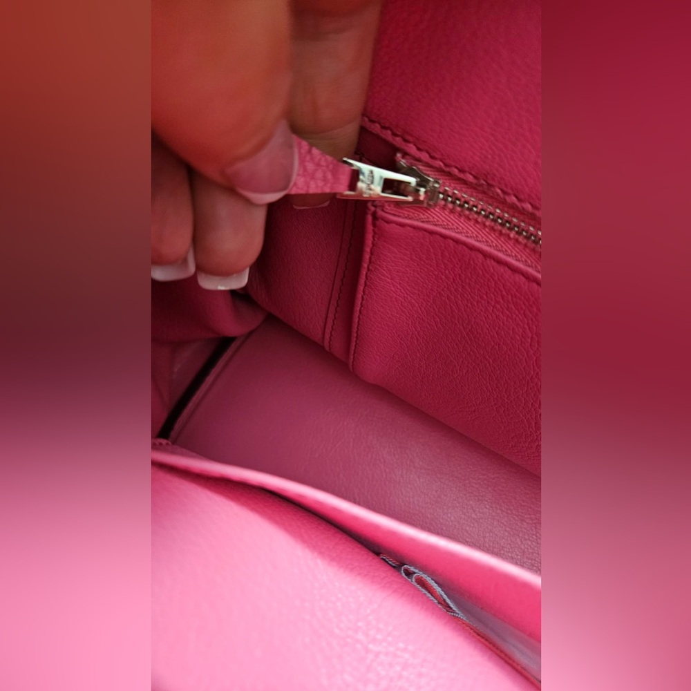 Pink Leather Satchel Handbag - Designer Style - Picture 13 of 16